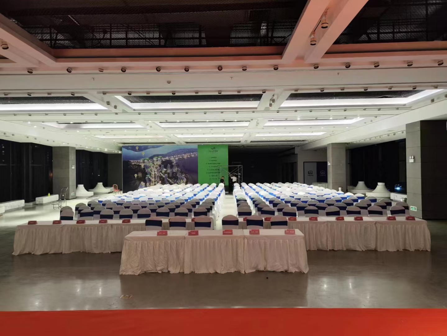贵州舞台搭建桁架背景搭建会议布置年会策划展会舞台灯光大屏租赁